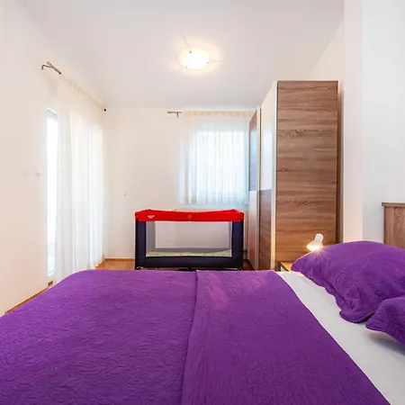 Cozy In With Wifi Holiday home
