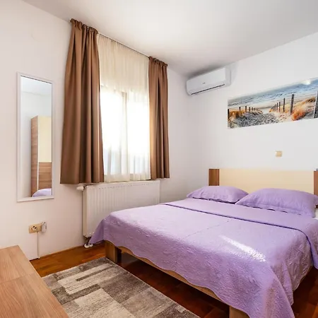 Дом отдыха Cozy In With Wifi Поседарье