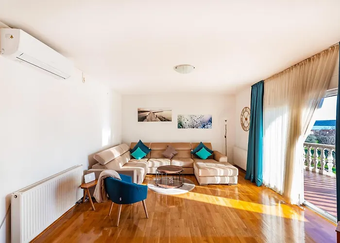 Cozy In With Wifi Prázdninový dům Posedarje